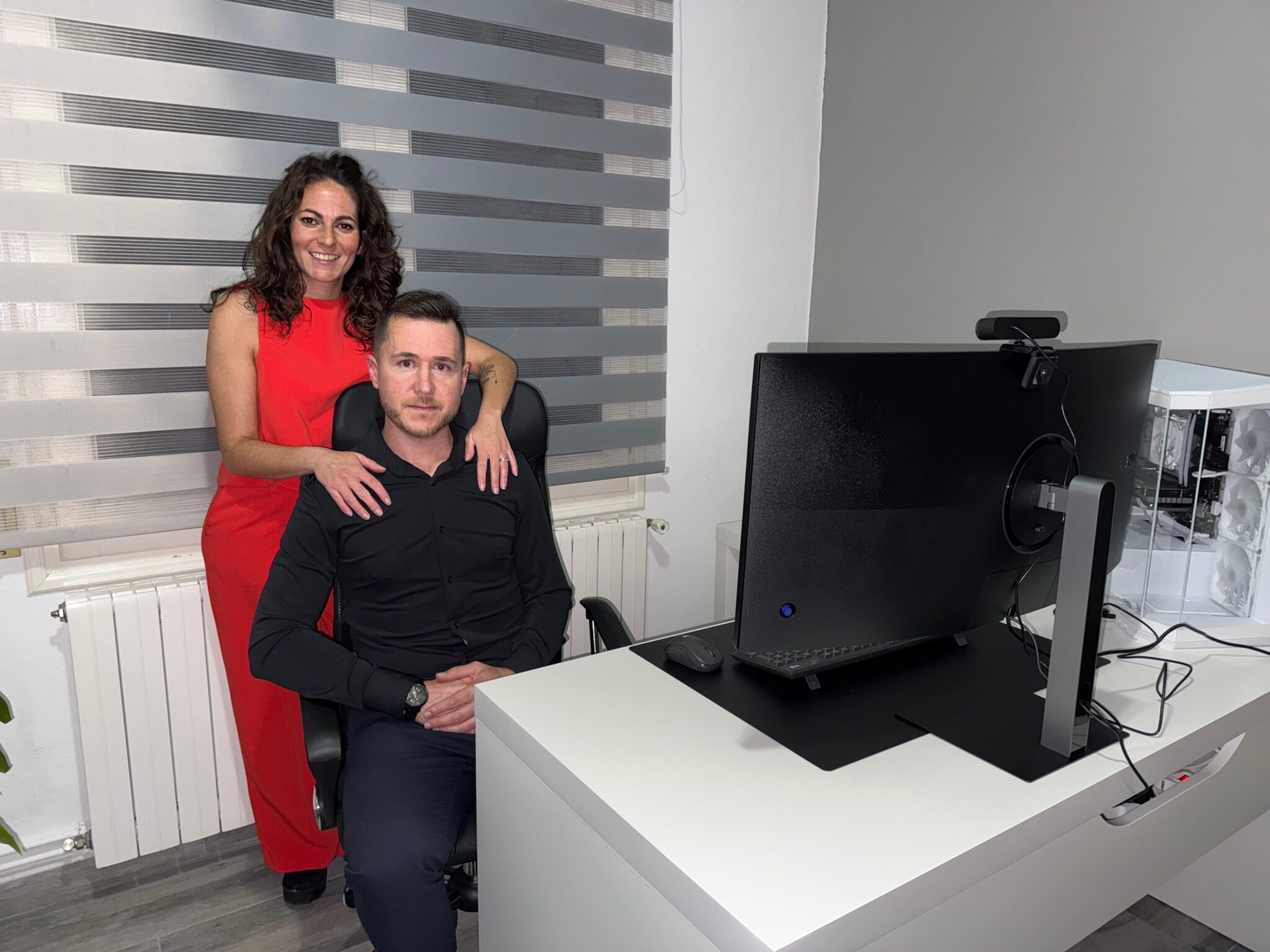 Luis y Nerea — Fundadores de Digital Prime Solutions